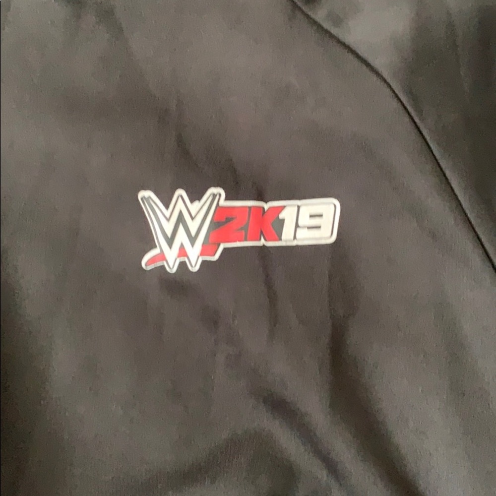 WWE 2K19 zip up hoodie jacket black w/ pockets 2XL
